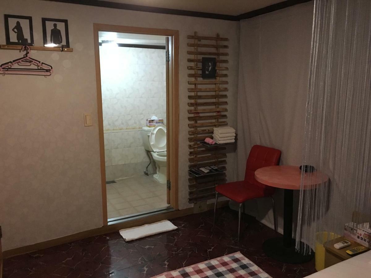 Coin Motel ปูซาน ภายนอก รูปภาพ